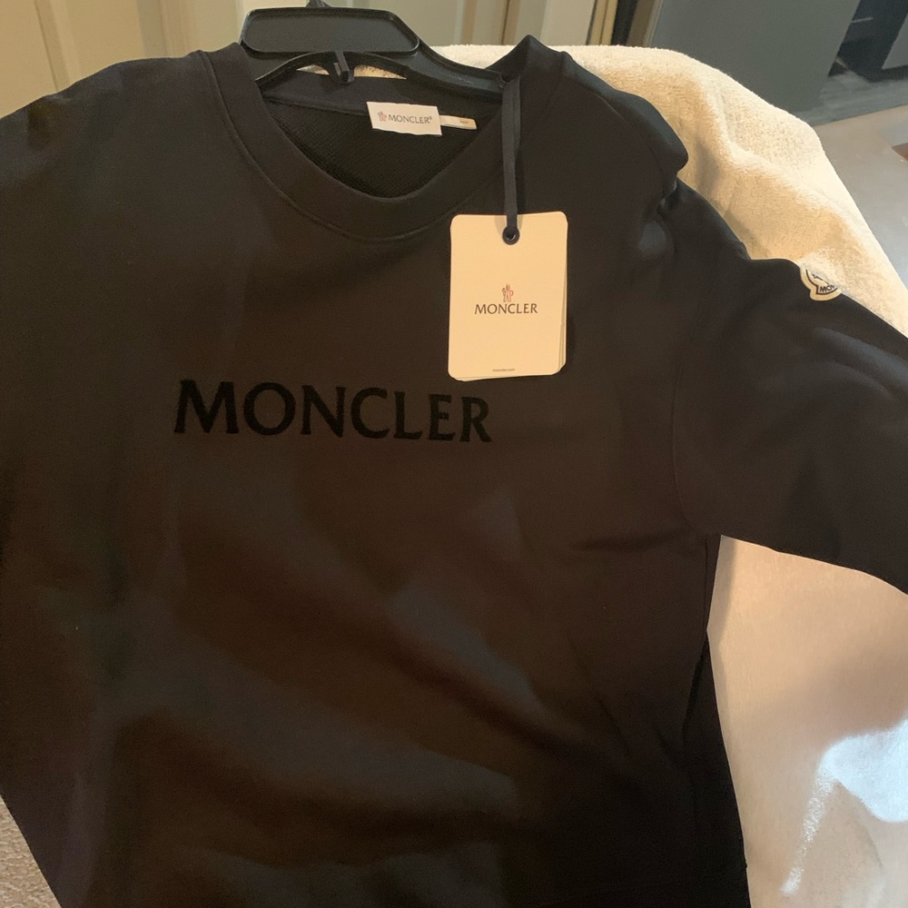Women Sweat shirt